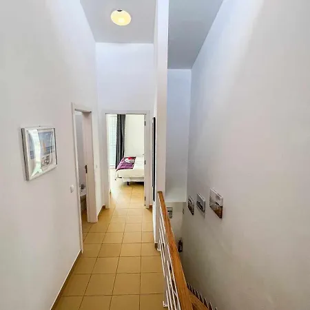 Guestready - Windmill House Konukevi Pontinhas