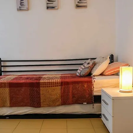 Guestready - Windmill House بورتو سانتو
